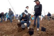 MillionTreesNYC planting in Kissena Corridor Park 