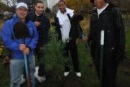 MillionTreesNYC planting with New York Knicks players at Pelham Parkway 