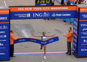 First place women's runner, Ethiopian Derartu Tulu 