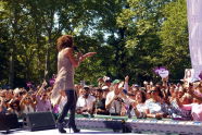 Whitney Houston live on Good Morning America 