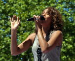 Whitney Houston live on Good Morning America 