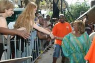 Patti LaBelle shakes hands with fans 